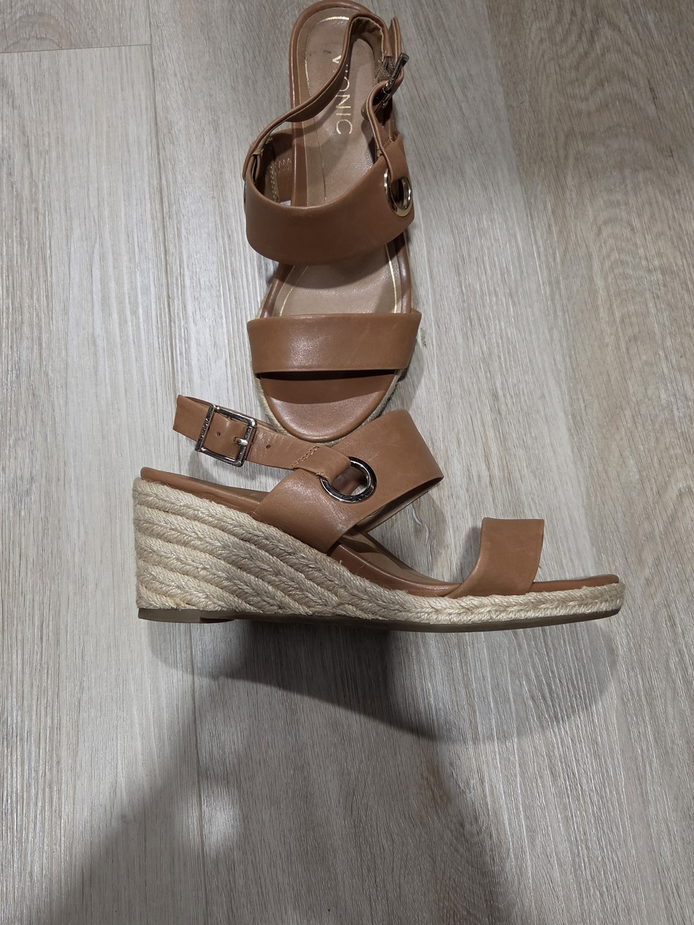 Vionic Brown Leather Platform Slingback Sandals - Picture 2 of 2